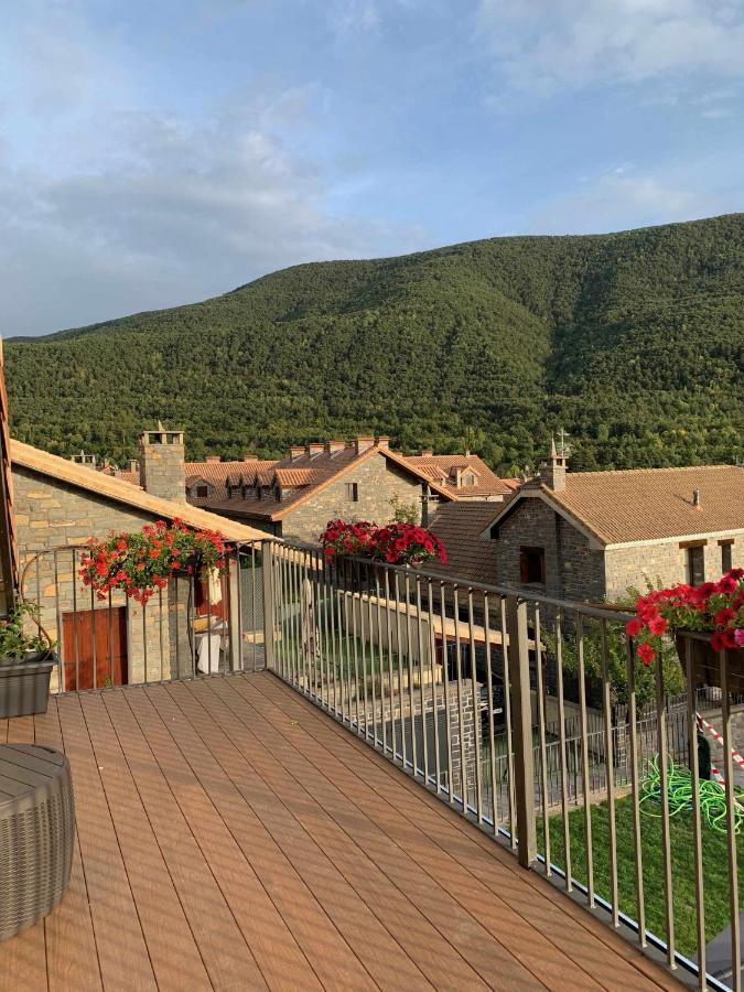 Casa Cotefablo Aloj Sorrosal Gavin Biescas Apartman Kültér fotó